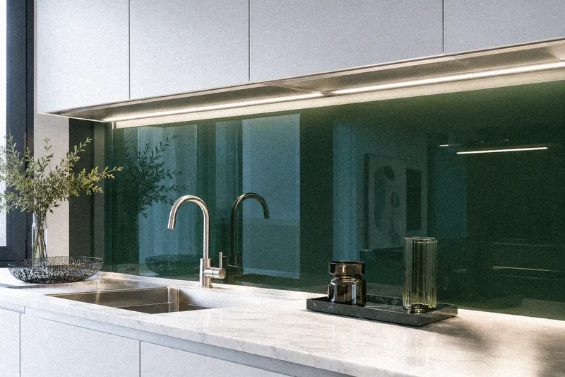 Vetri colorati e verniciati RAL per rivestimenti cucina e pannelli decorativi.